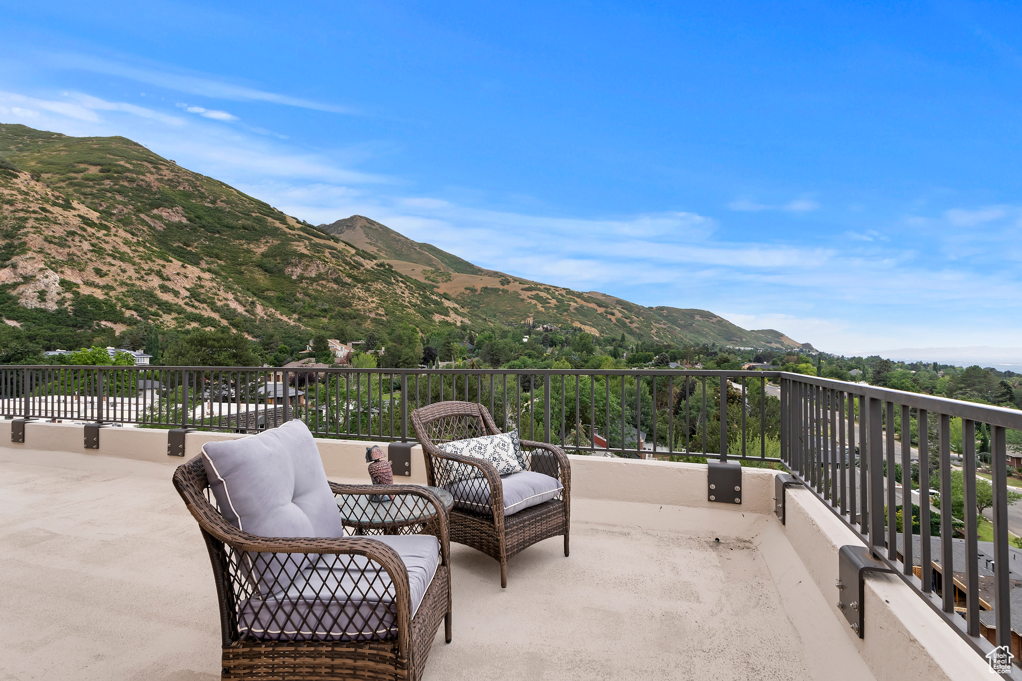DONNER TOWER - Residential