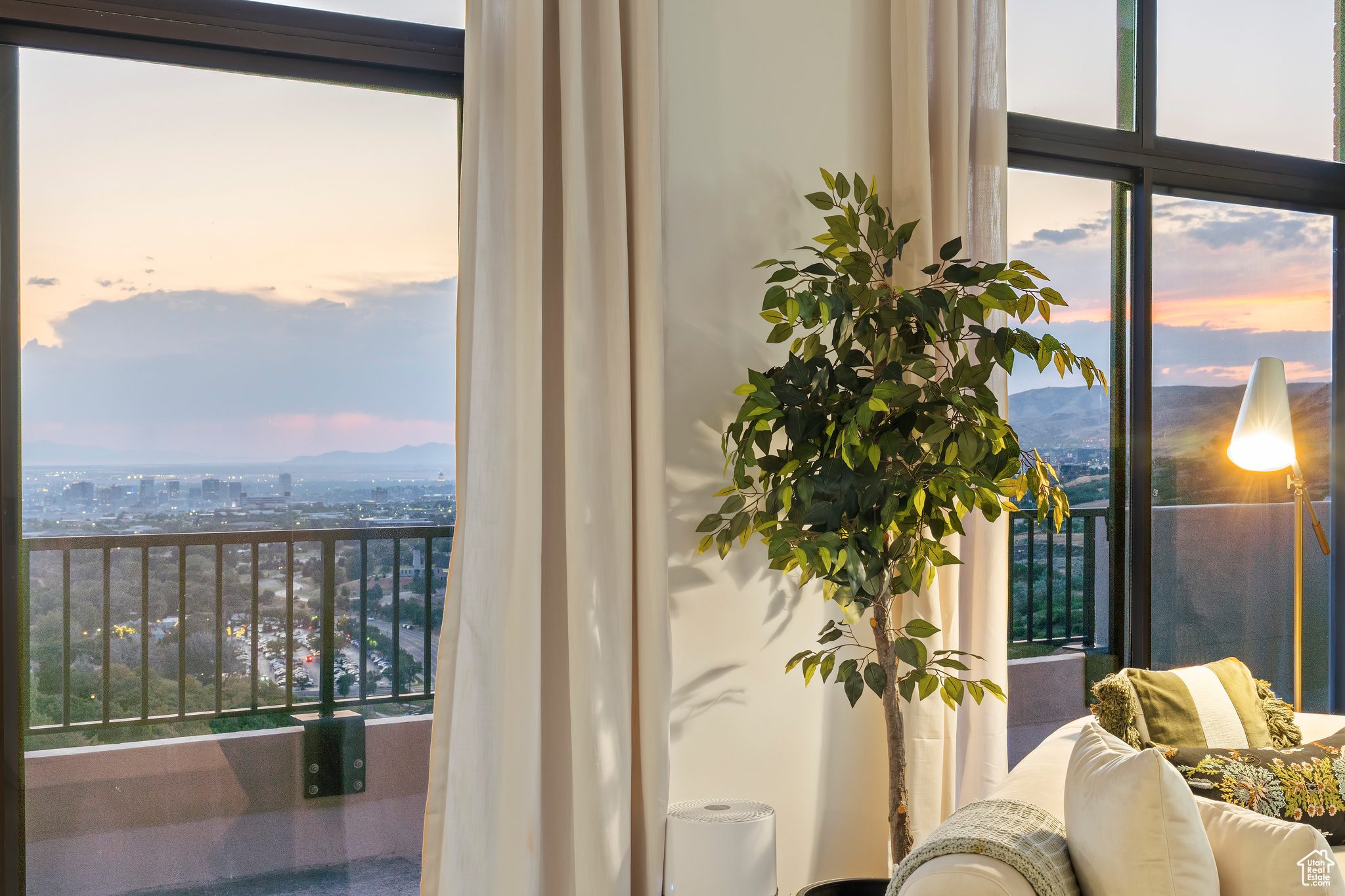DONNER TOWER - Residential