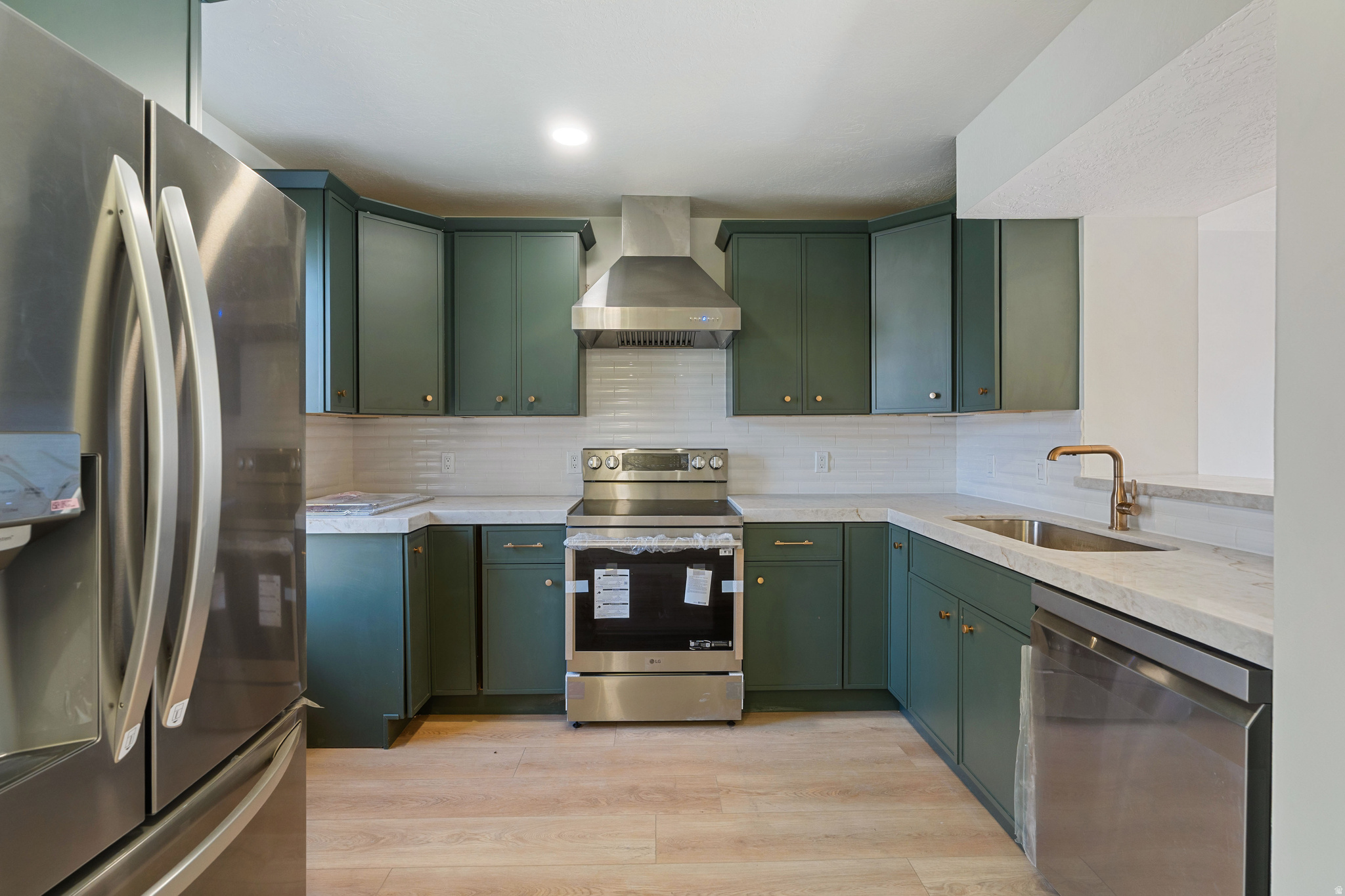 MUIRFIELD - Residential Income