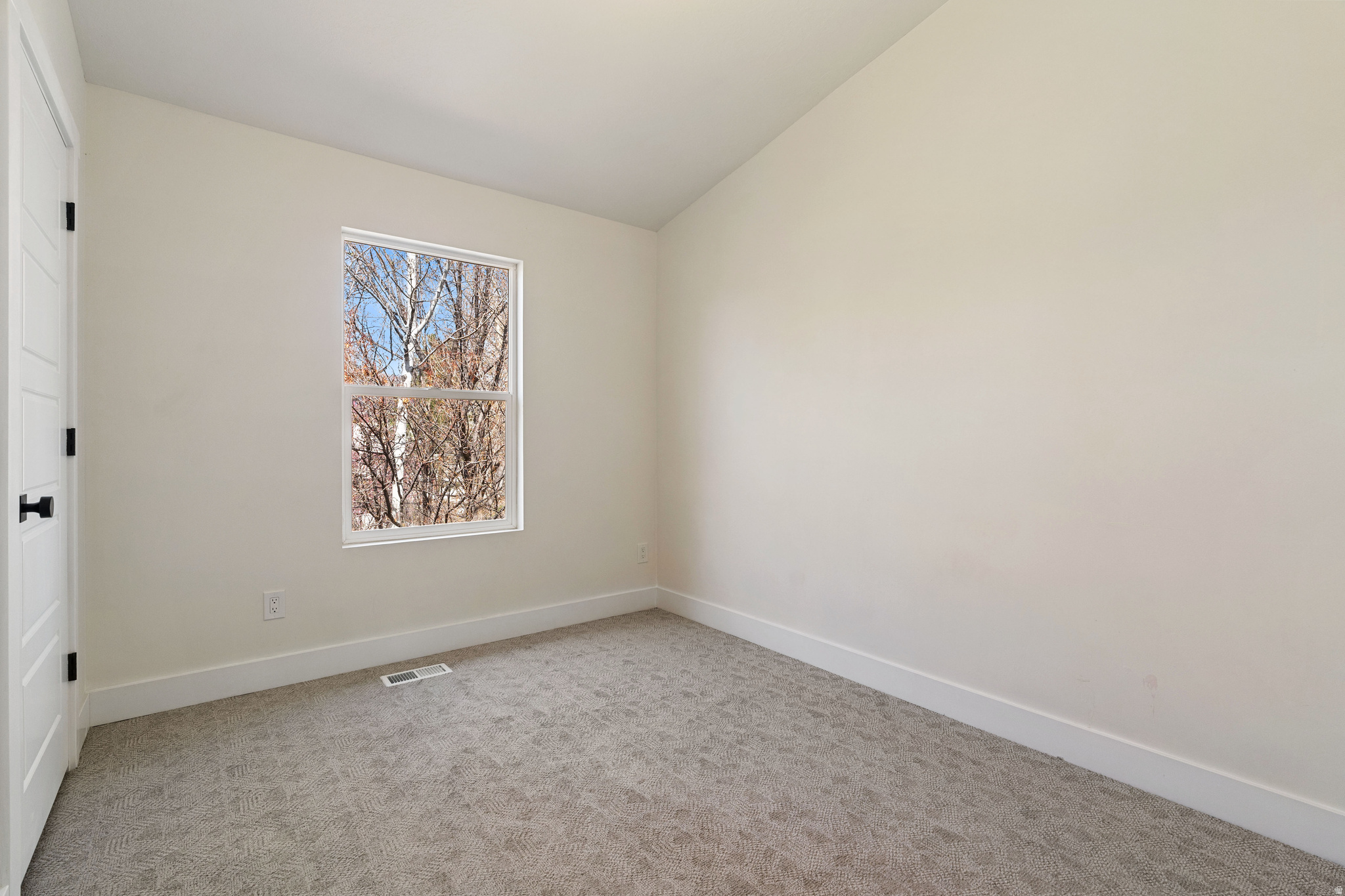 MUIRFIELD - Residential Income