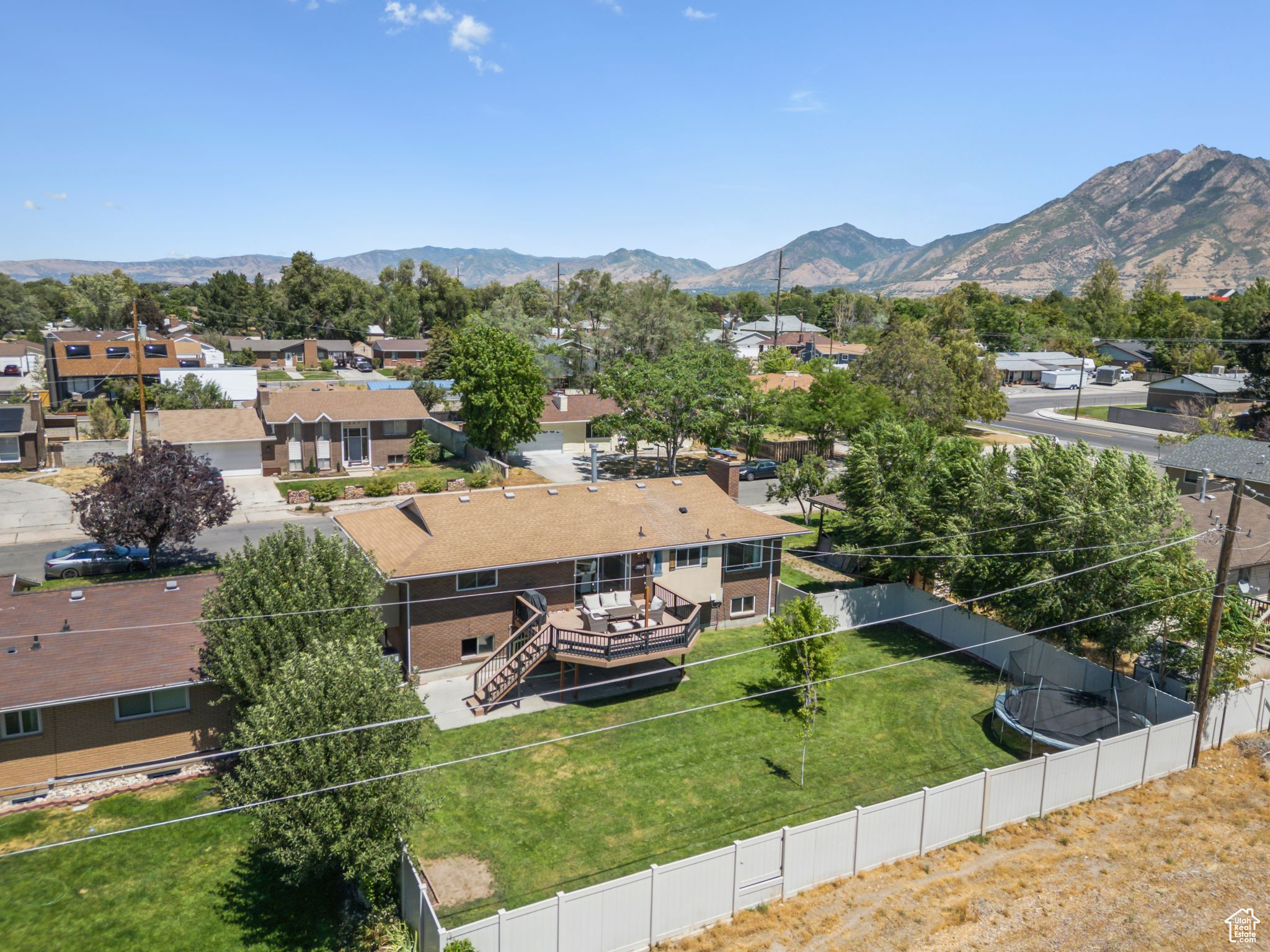 HILLCREST - Residential