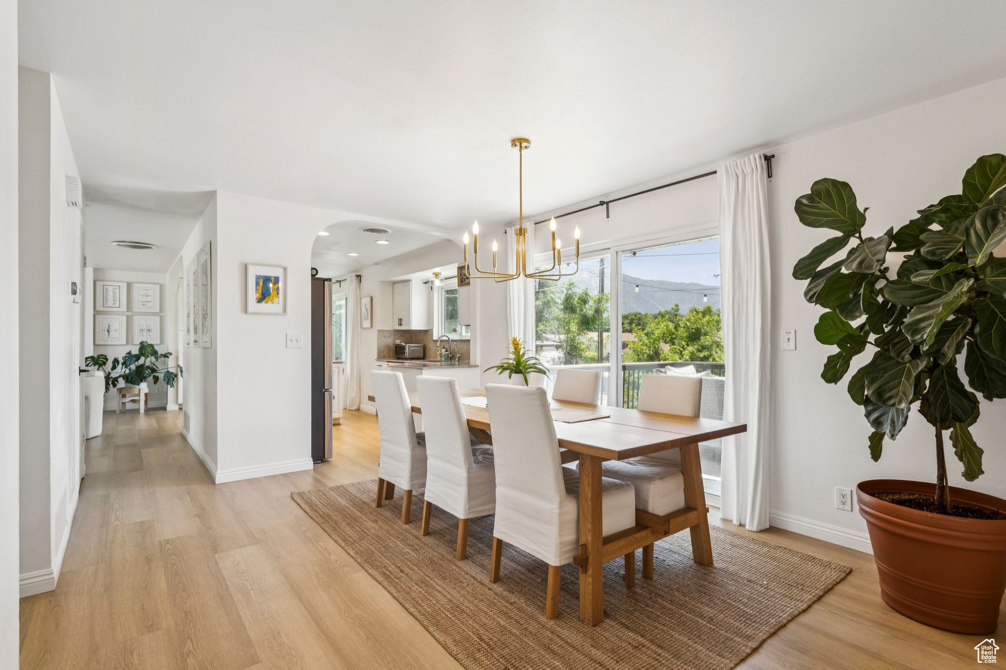 HILLCREST - Residential