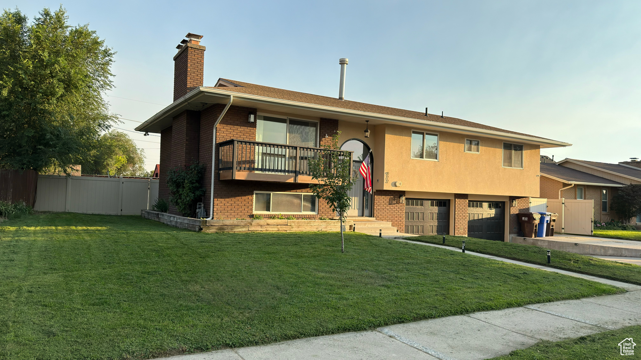 HILLCREST - Residential
