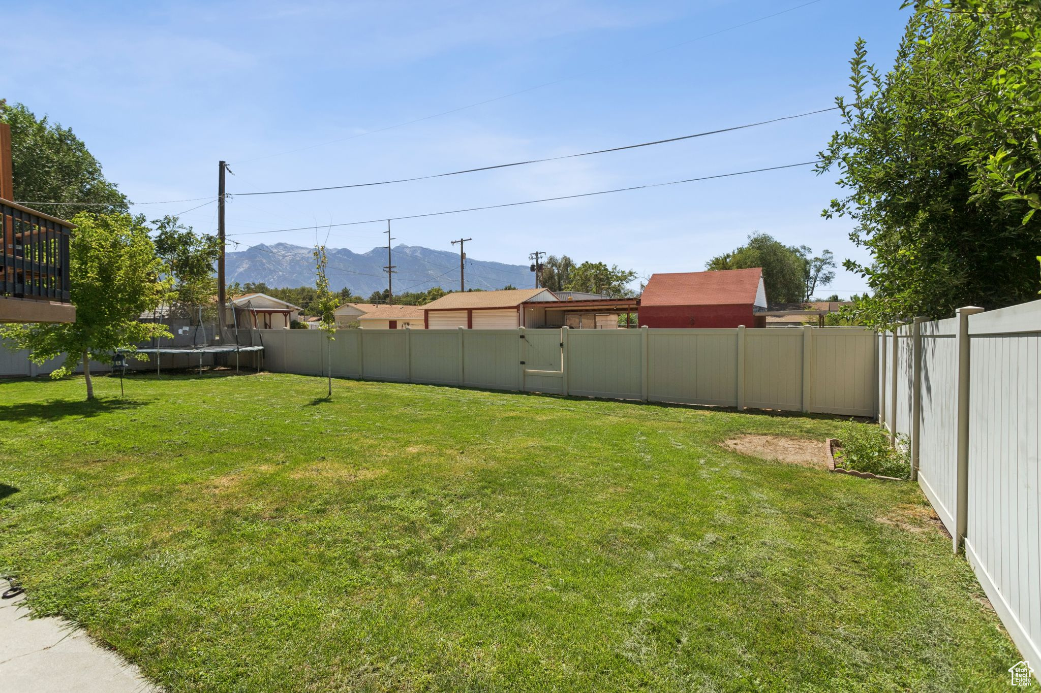 HILLCREST - Residential