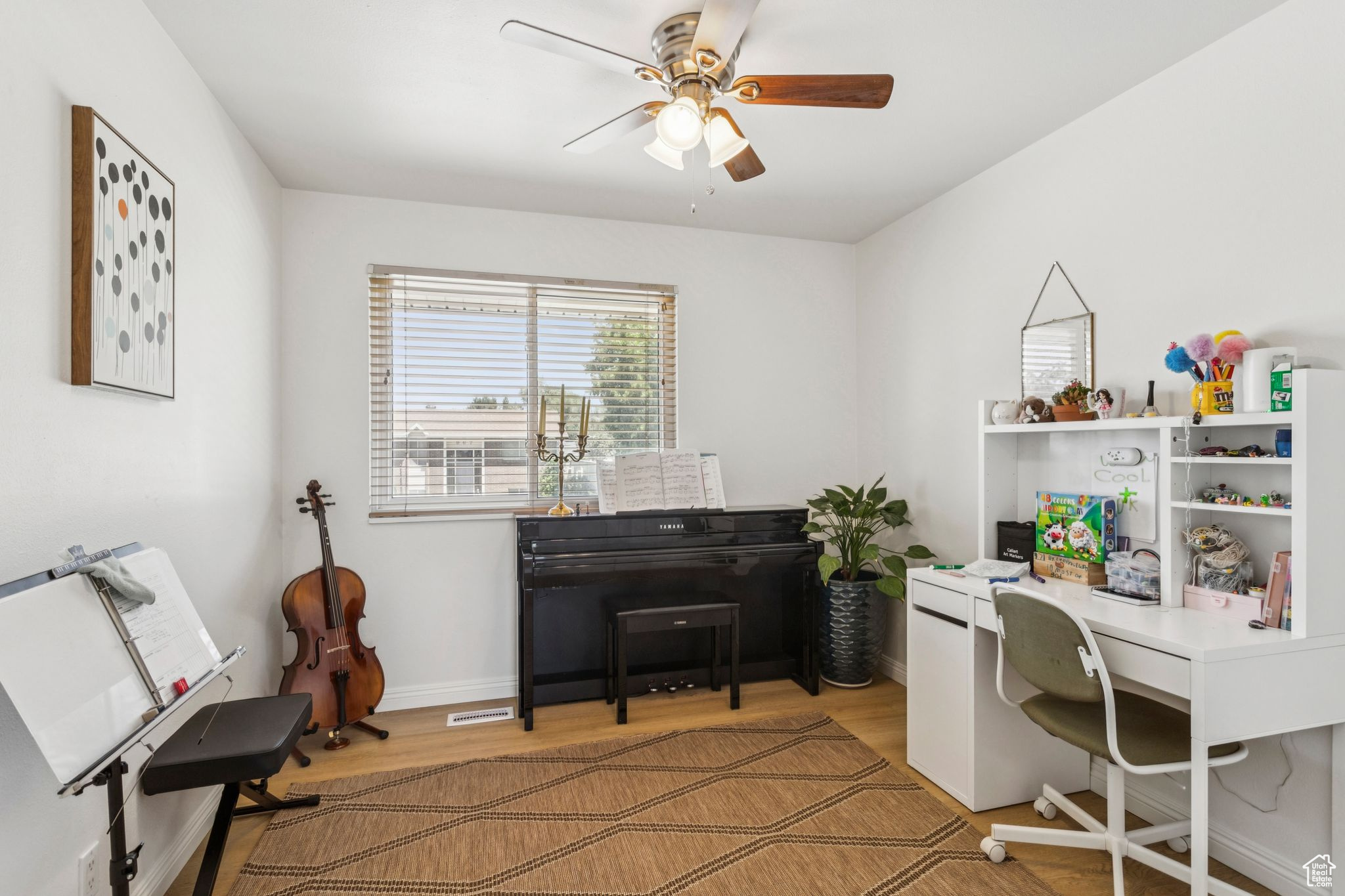 HILLCREST - Residential