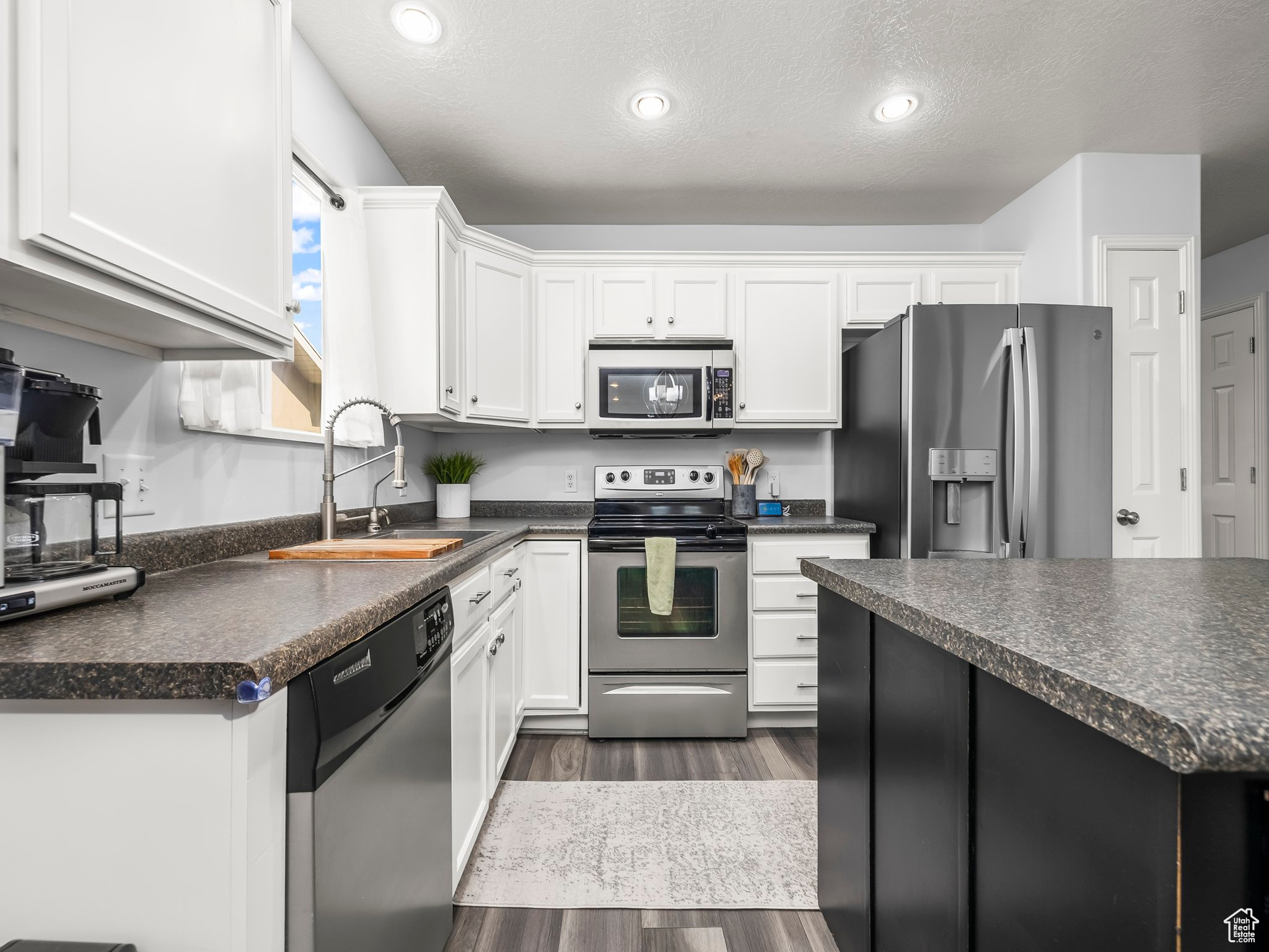 HERRIMAN VILLAGE - Residential