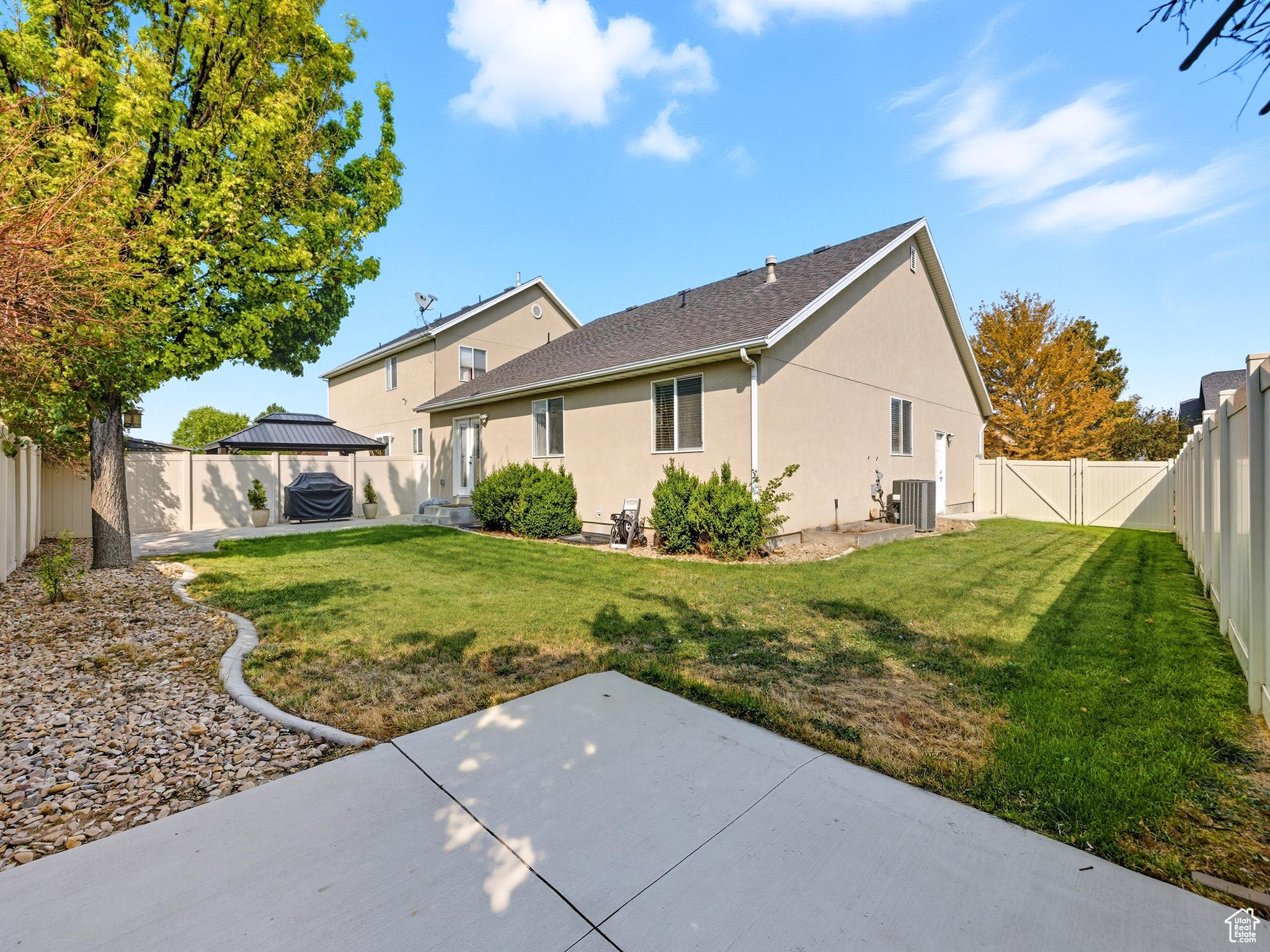 HERRIMAN VILLAGE - Residential