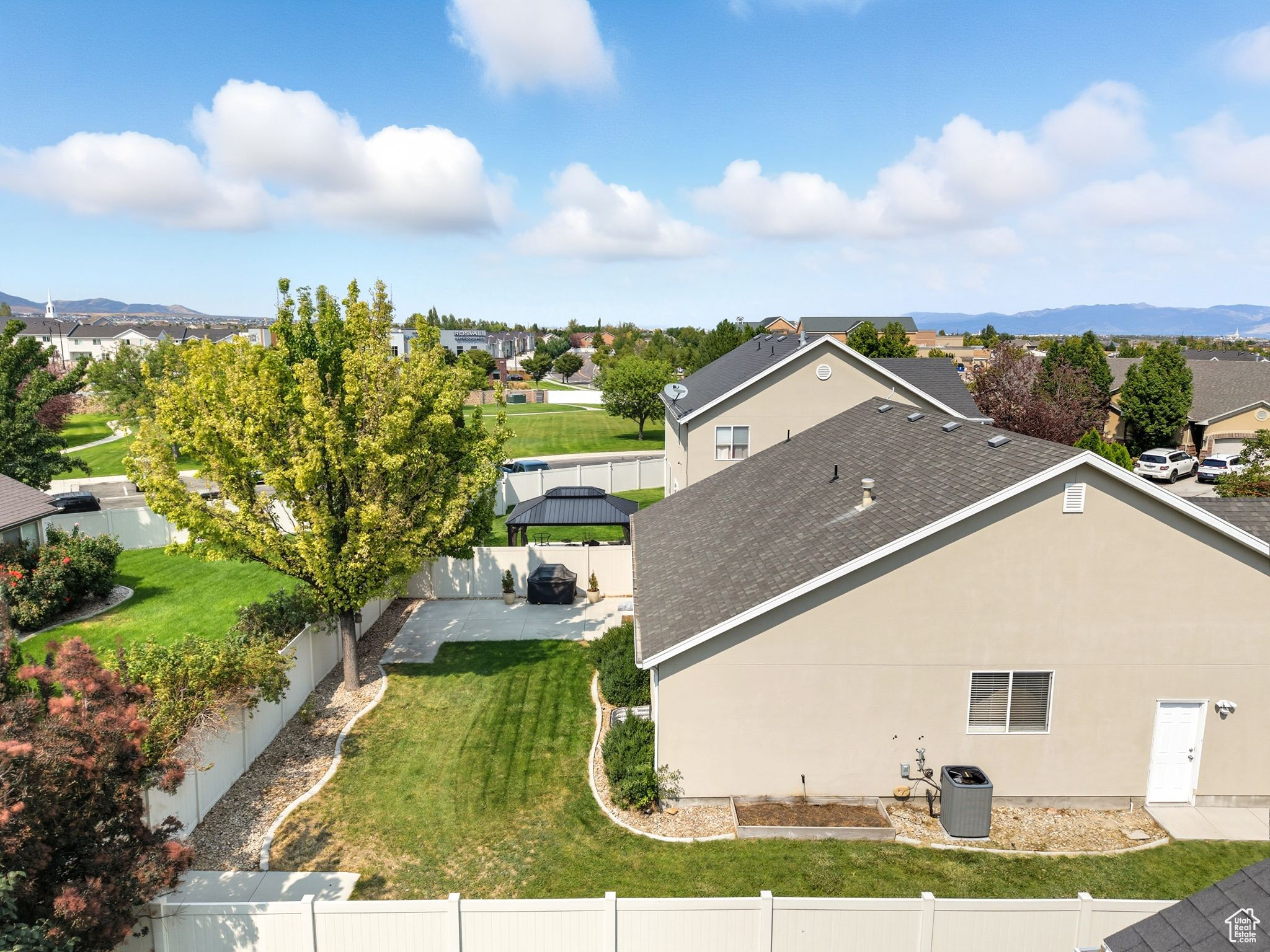 HERRIMAN VILLAGE - Residential