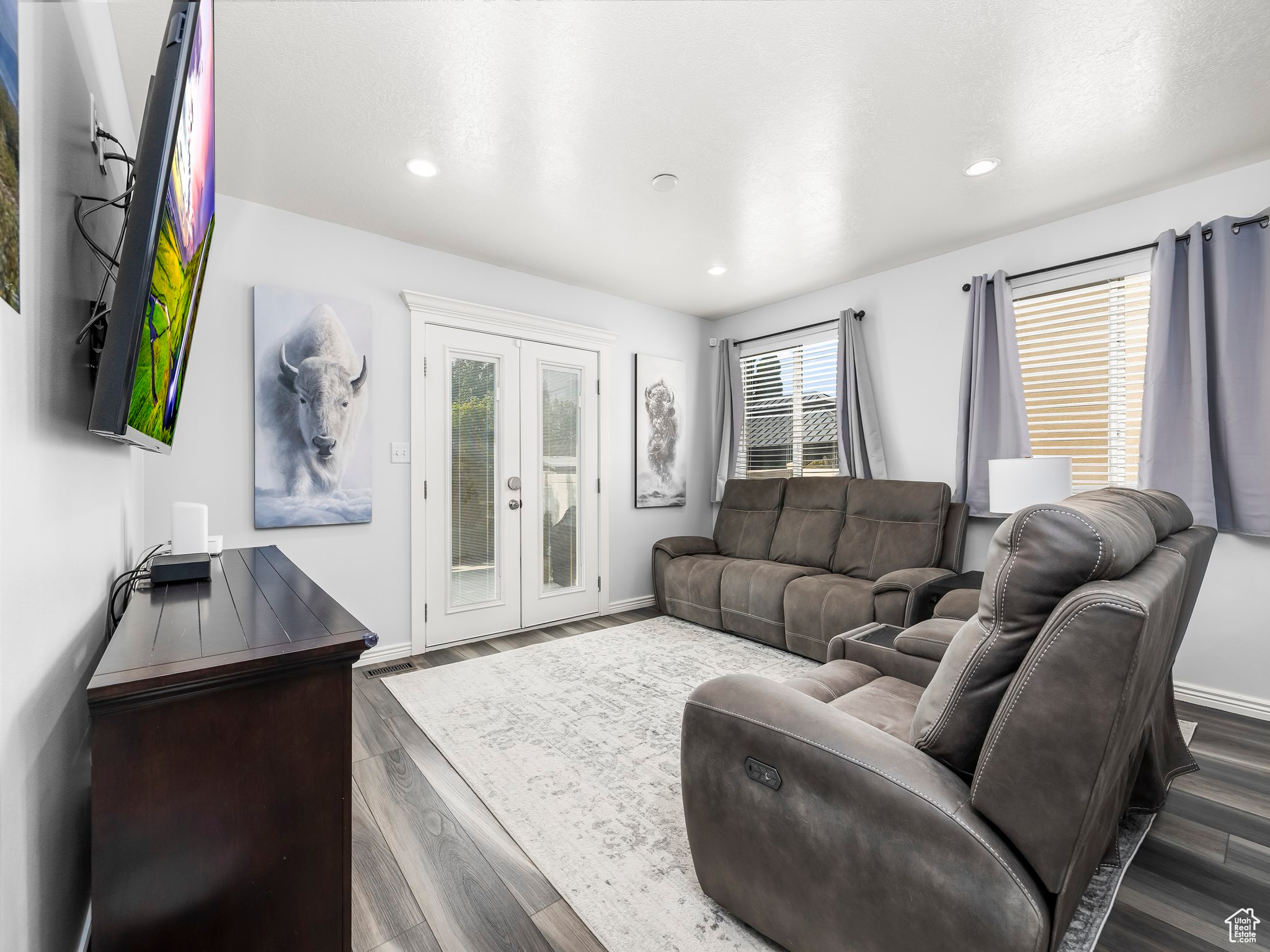 HERRIMAN VILLAGE - Residential