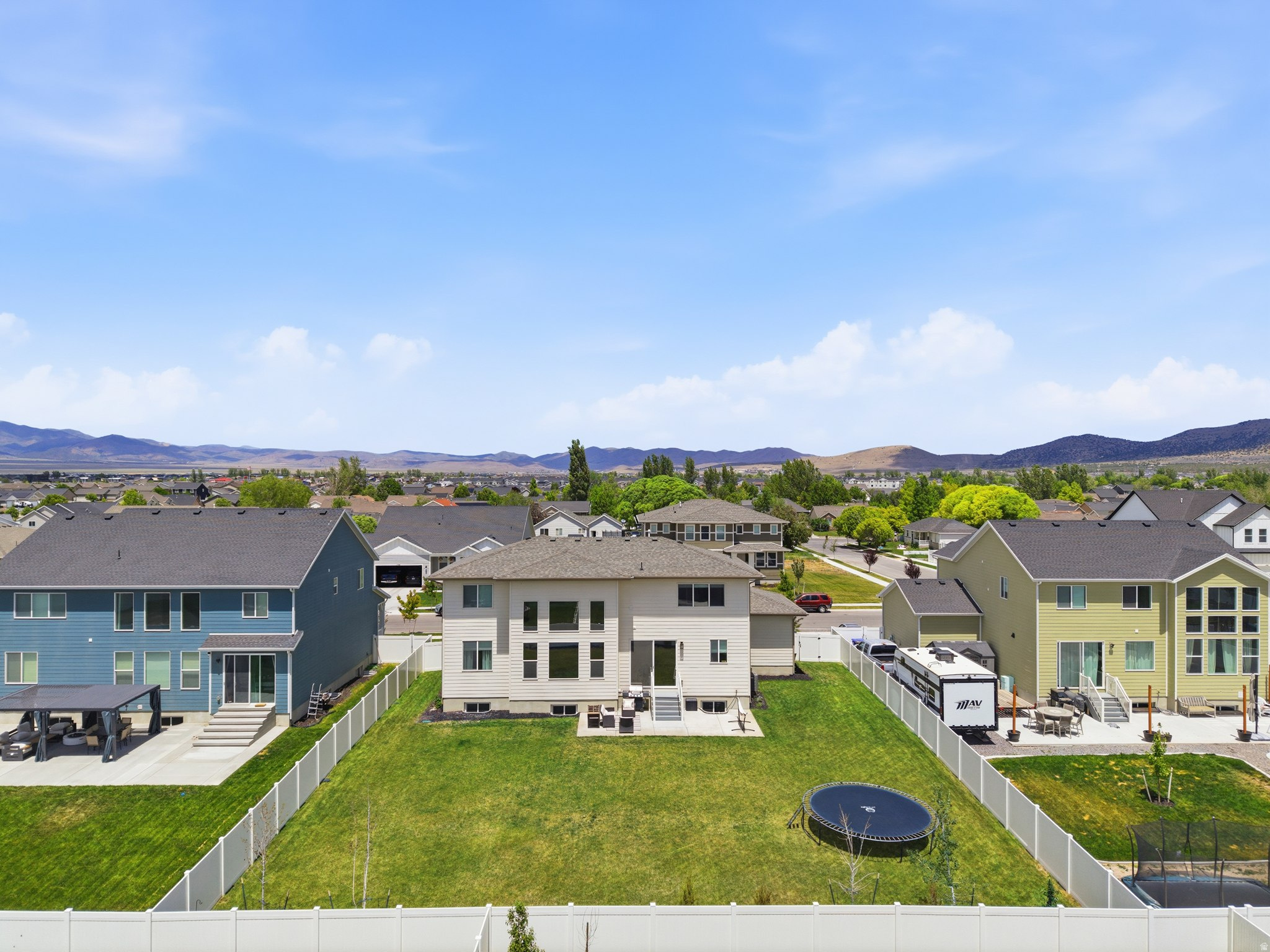 PARKWAY FIELDS - Residential