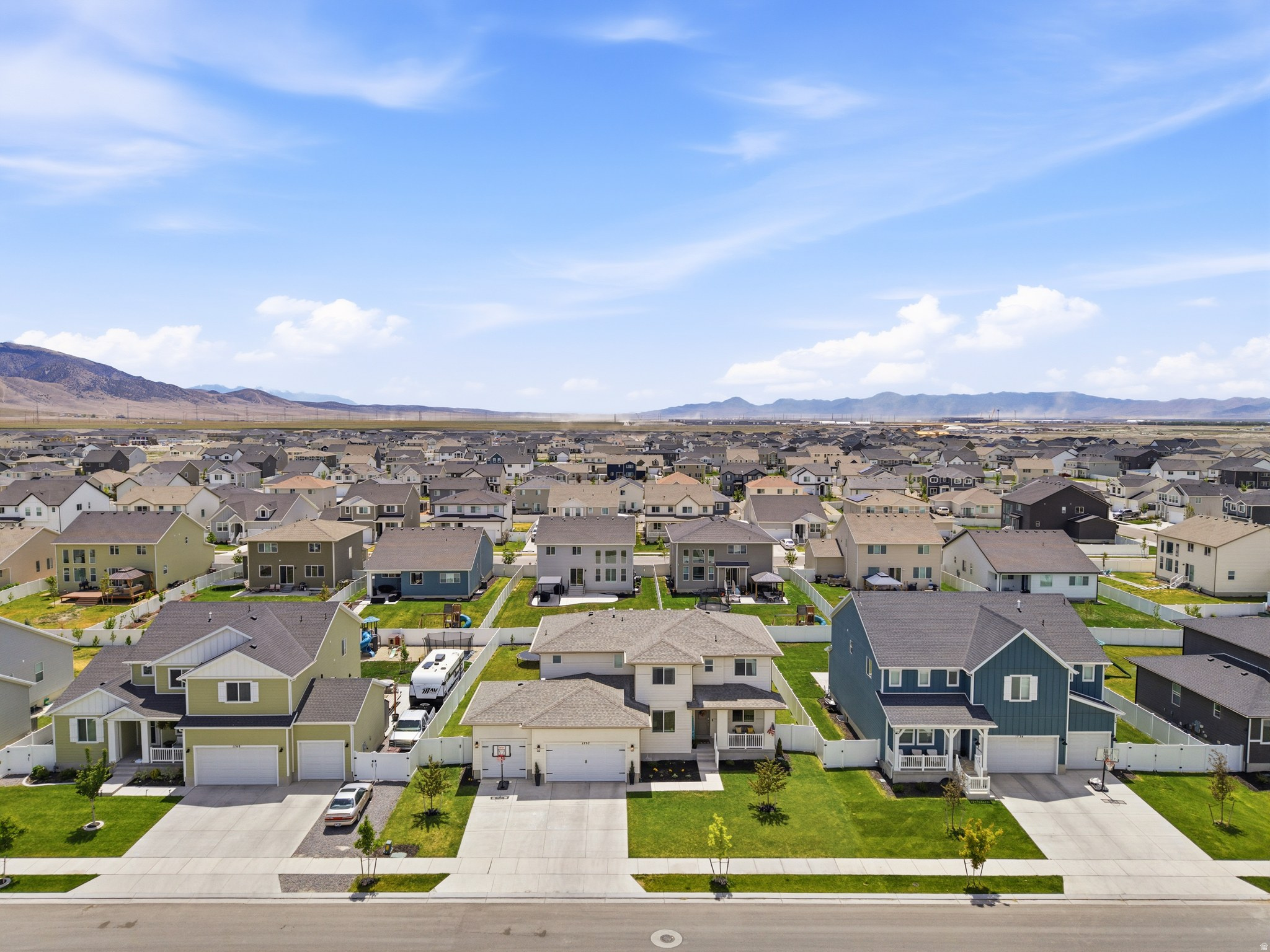 PARKWAY FIELDS - Residential