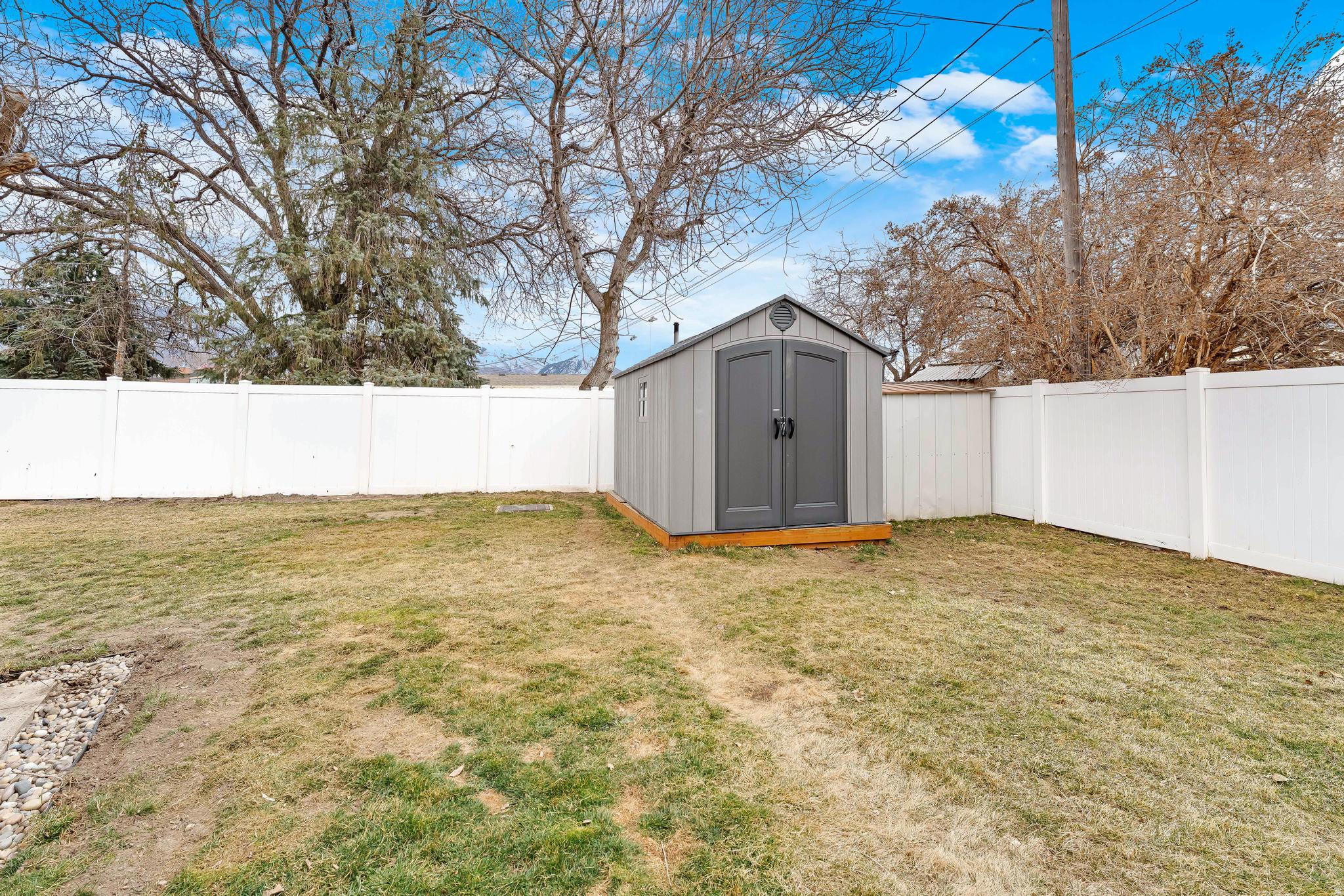 GREEN - Residential Income