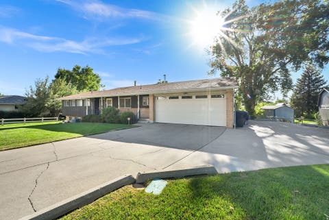 Tiny photo for 4250 S PANORAMA DR E, Holladay, UT 84124 (MLS # 2180517)