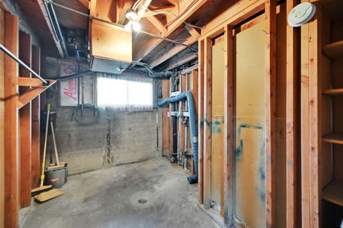 Tiny photo for 4250 S PANORAMA DR E, Holladay, UT 84124 (MLS # 2180517)