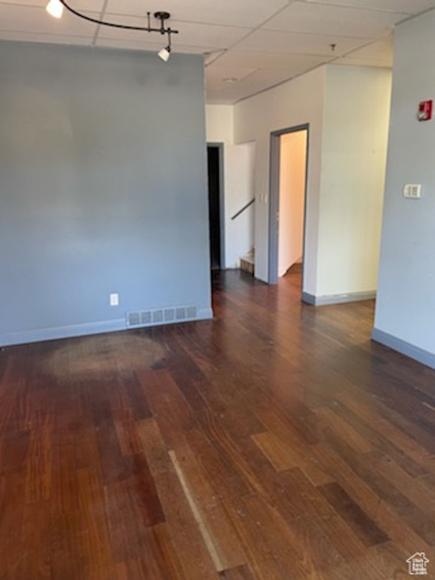 3,550 SF of office/warehouse space. This space could be used for many uses as it has 3 offices, a large reception area, 2 restrooms (one with a shower), a large storage closet, a mezzanine with open work space and storage areas, and 1800 SF of warehouse. This unit is available for lease on September 1st, 2025. The pricing includes the Landlord paying property taxes, common area maintenance fees, as well as water, sewer, and trash. The tenant is responsible for electricity, gas, and public utilities, such as internet. You need to see this one in person, photos don't do it justice. Call Makinzie to schedule a tour and/or for more information.