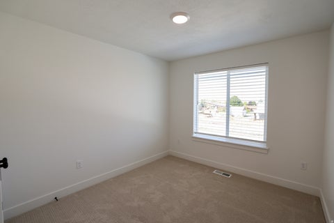 Tiny photo for 663 N 300 W, Smithfield, UT 84335 (MLS # 2162966)