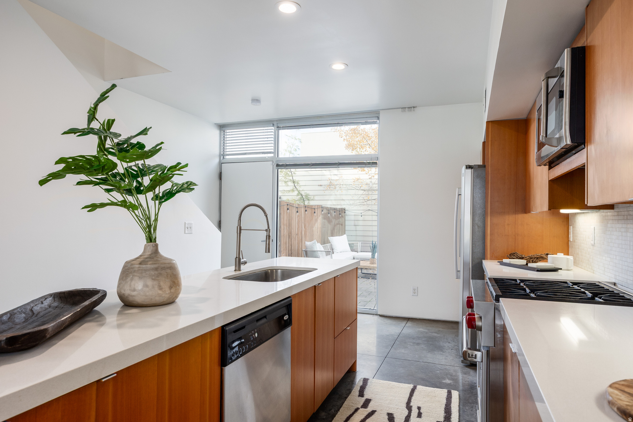 ROWHAUS - Residential