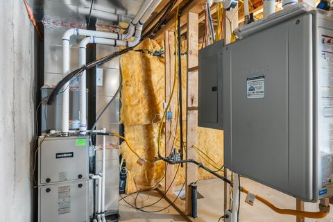 Tiny photo for 4235 W 2060 N, Lehi, UT 84043 (MLS # 2149943)