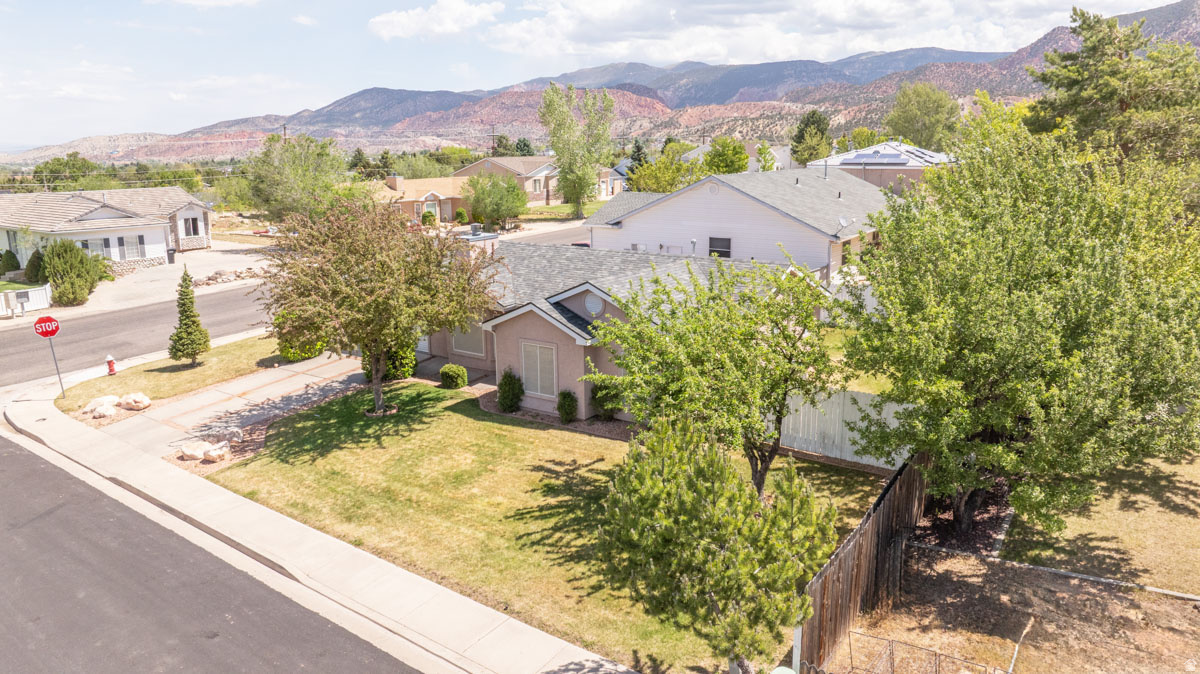 ROCKING HORSE RIDGE SUB - Residential