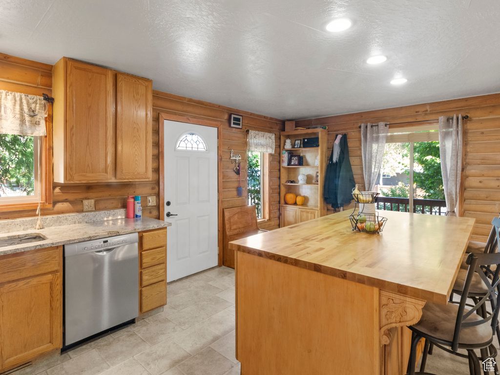 Photo of 2818 S ADAMS ST, South Salt Lake, UT 84115 (MLS # 2143405)