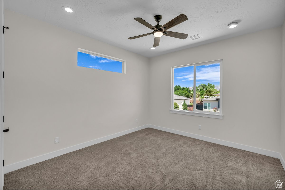 WHITWORTH ESTATES - Residential