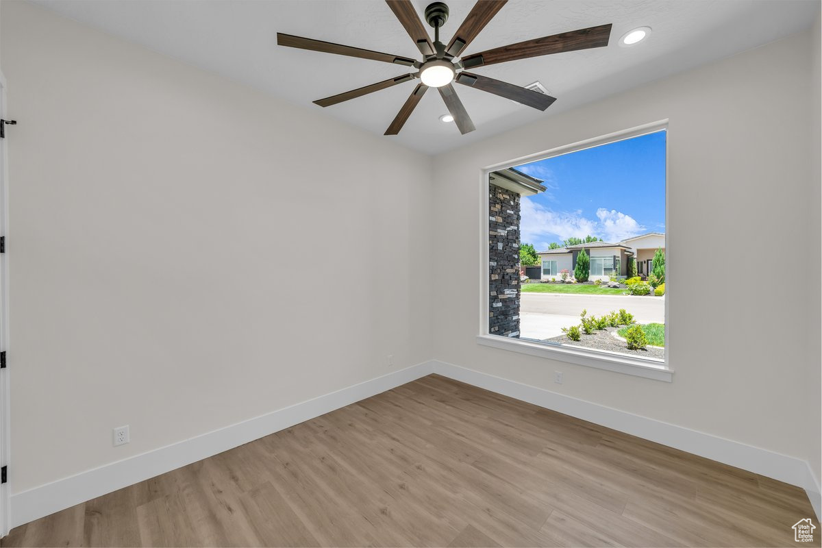 WHITWORTH ESTATES - Residential