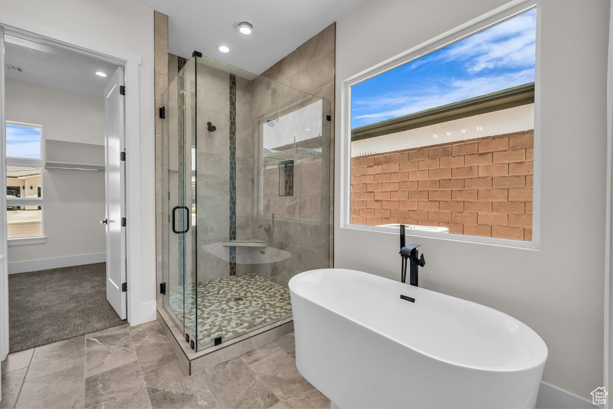 WHITWORTH ESTATES - Residential