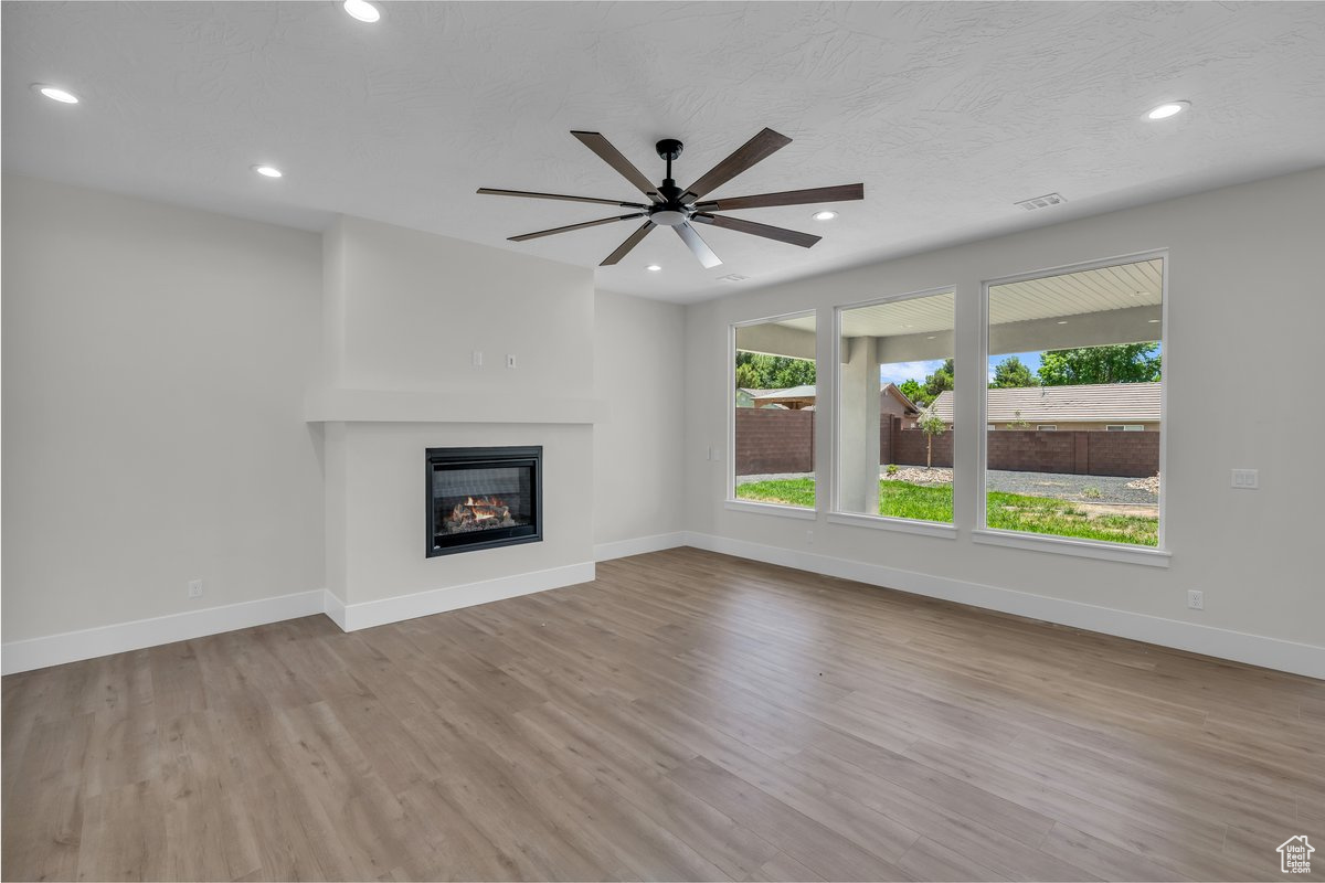 WHITWORTH ESTATES - Residential