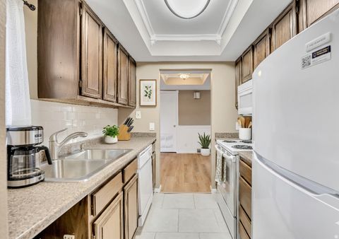 Tiny photo for 6904 S COUNTRYWOODS CIR #27D, Cottonwood Heights, UT 84047 (MLS # 2139112)