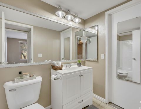 Tiny photo for 6904 S COUNTRYWOODS CIR #27D, Cottonwood Heights, UT 84047 (MLS # 2139112)