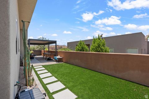 Tiny photo for 3214 S RED SANDS WAY, Hurricane, UT 84737 (MLS # 2093112)