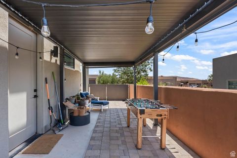 Tiny photo for 3214 S RED SANDS WAY, Hurricane, UT 84737 (MLS # 2093112)