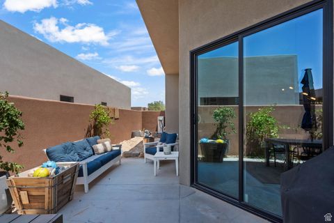 Tiny photo for 3214 S RED SANDS WAY, Hurricane, UT 84737 (MLS # 2093112)