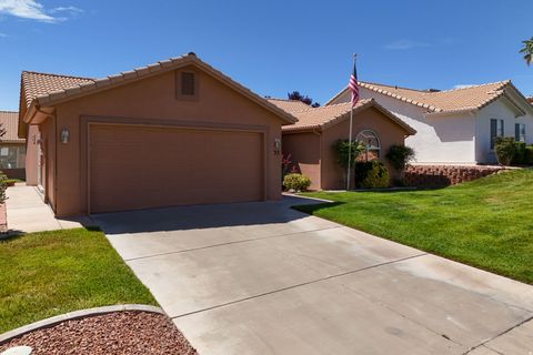 Tiny photo for 210 N MALL DR #35, Saint George, UT 84790 (MLS # 2156506)