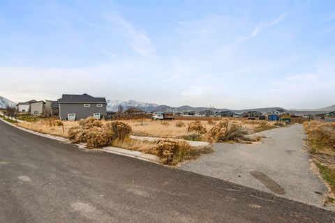 Tiny photo for 1363 N RED BUD #18, Elk Ridge, UT 84651 (MLS # 2134291)