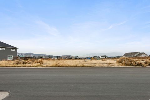 Tiny photo for 1363 N RED BUD #18, Elk Ridge, UT 84651 (MLS # 2134291)