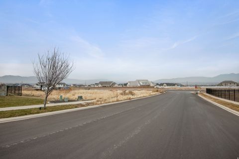 Tiny photo for 1363 N RED BUD #18, Elk Ridge, UT 84651 (MLS # 2134291)