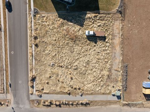 Tiny photo for 1363 N RED BUD #18, Elk Ridge, UT 84651 (MLS # 2134291)