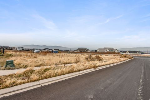 Tiny photo for 1363 N RED BUD #18, Elk Ridge, UT 84651 (MLS # 2134291)
