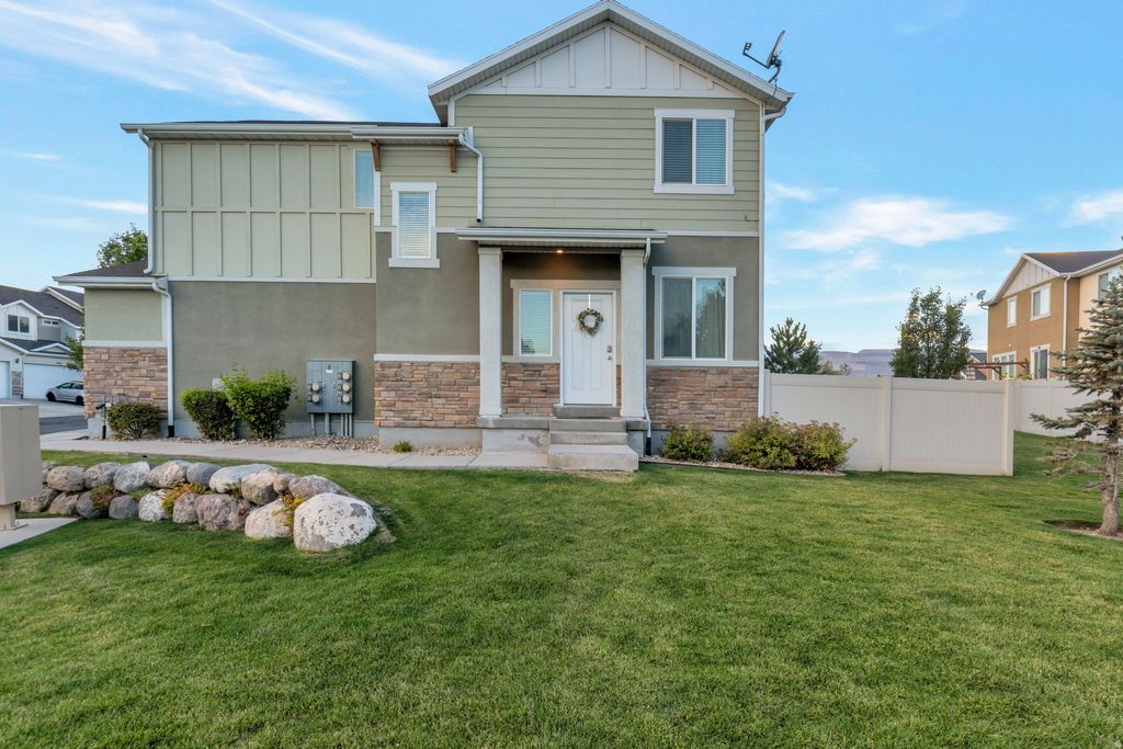 Photo of 5554 S ROKEBY LN W, Herriman, UT 84096 (MLS # 2170729)