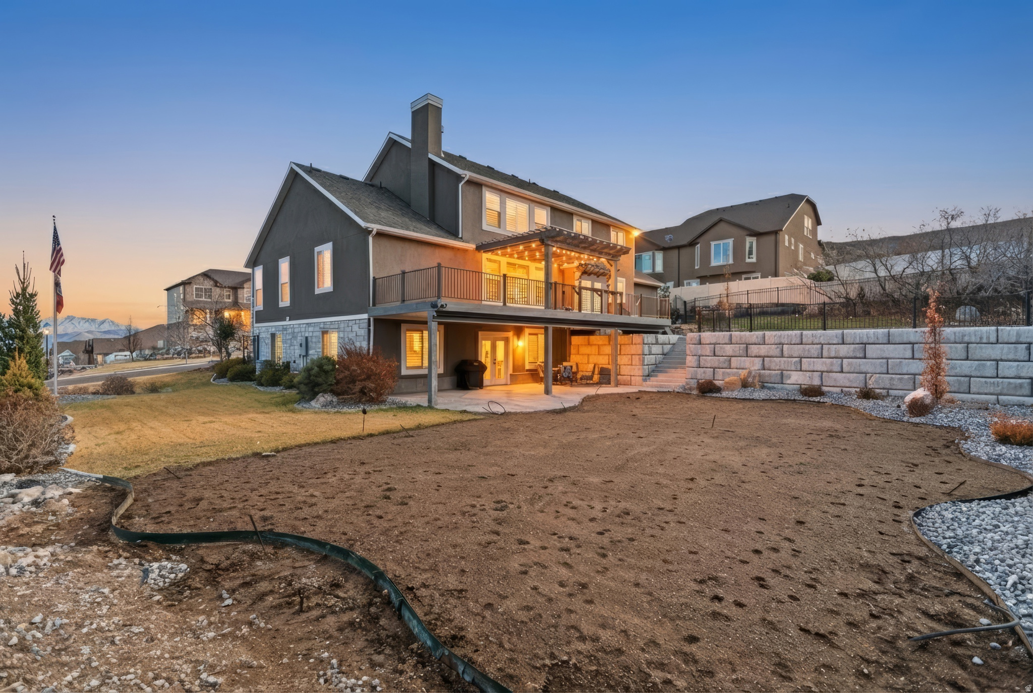 LOOKOUT RIDGE - Residential