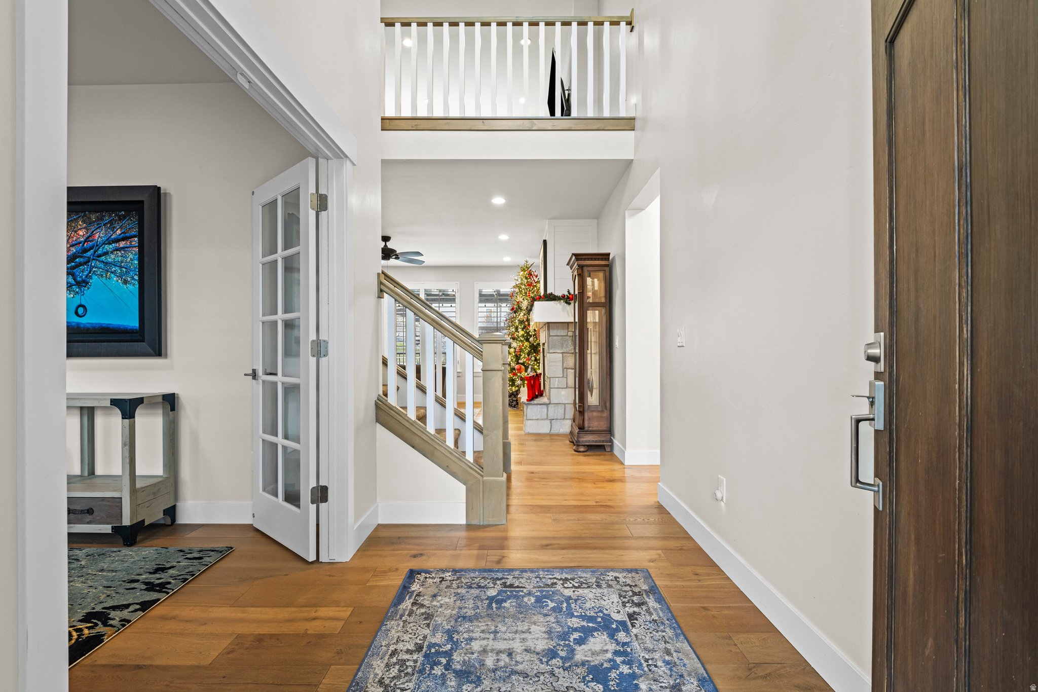 LOOKOUT RIDGE - Residential