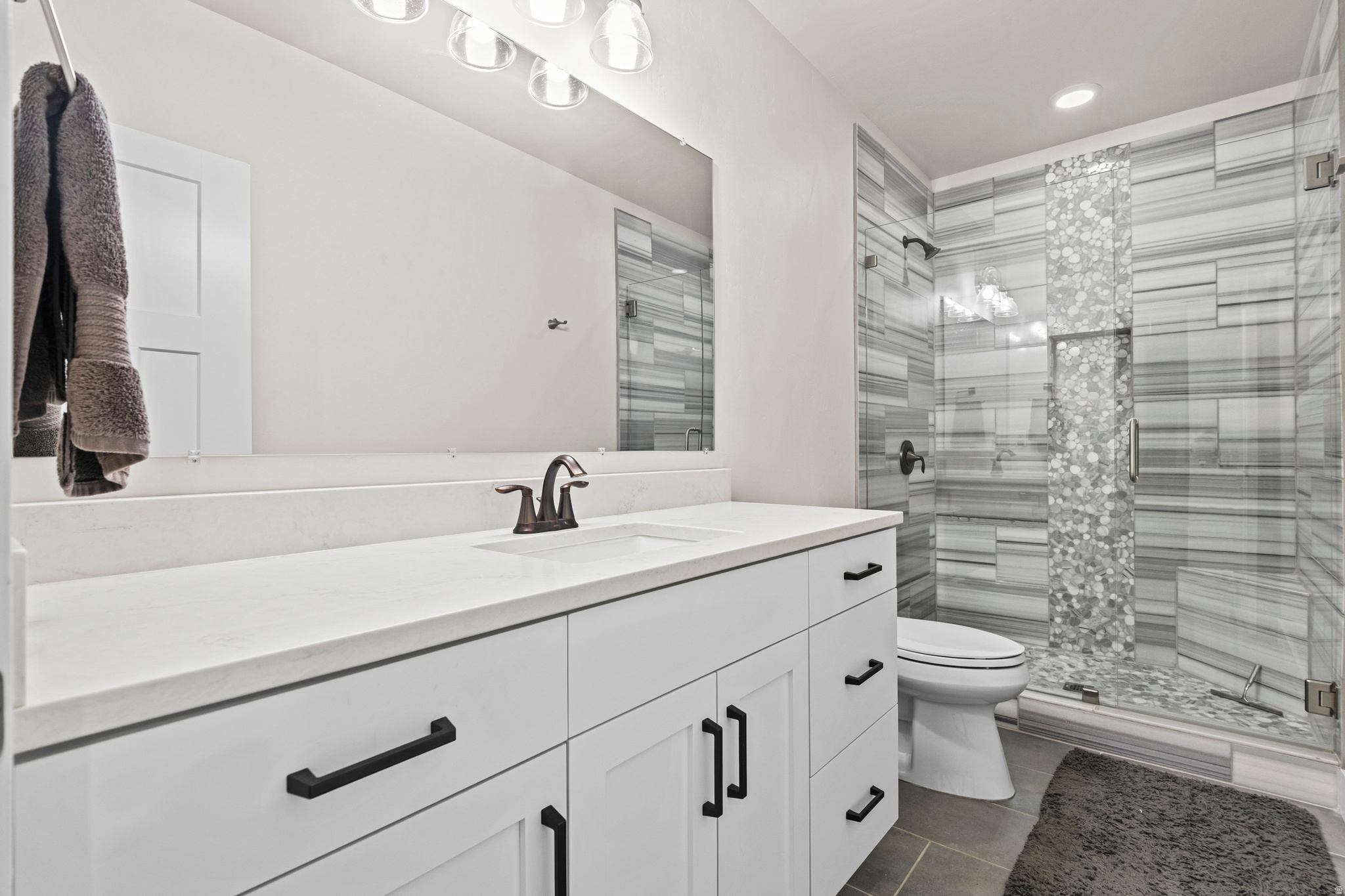 LOOKOUT RIDGE - Residential