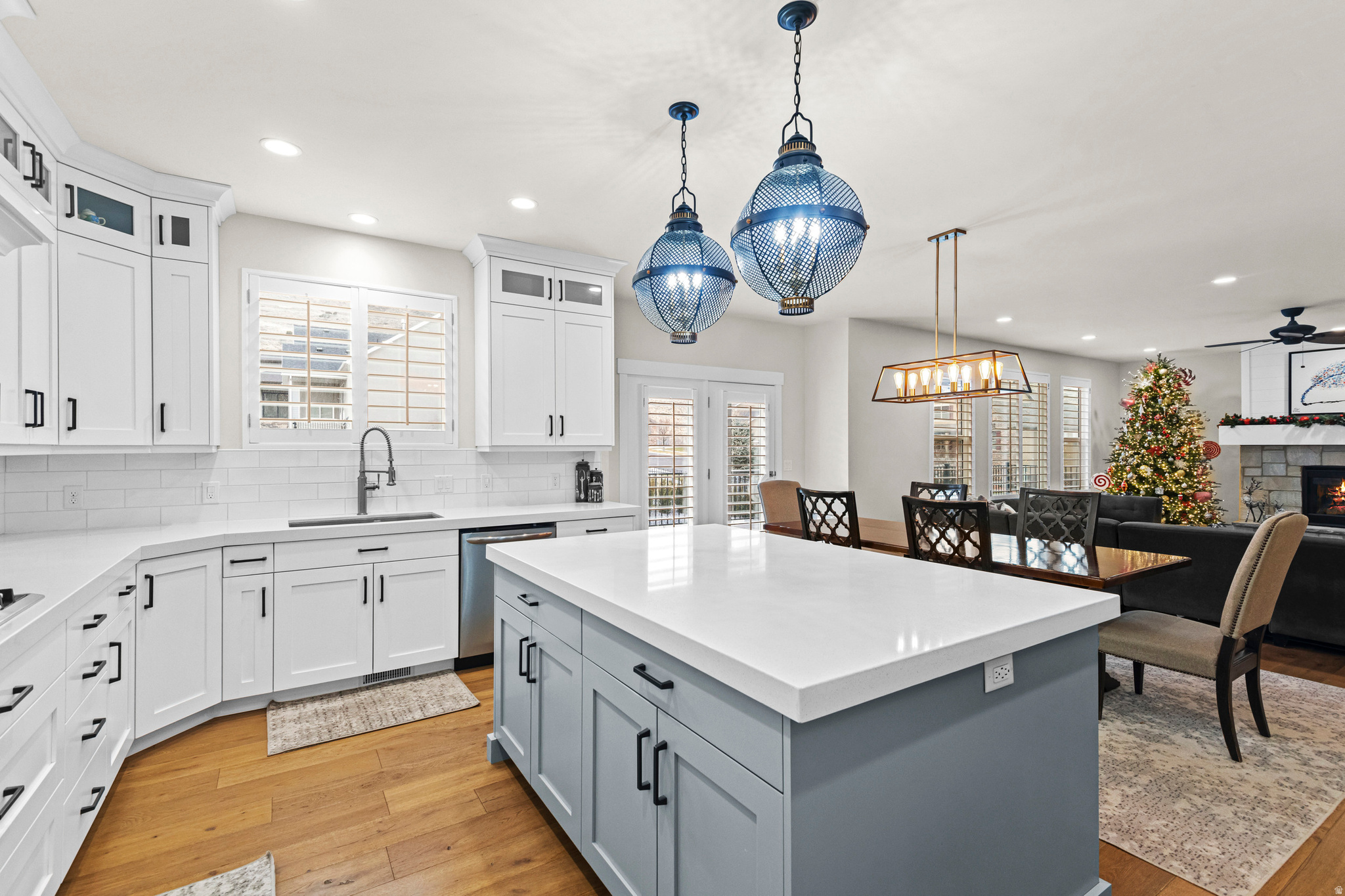 LOOKOUT RIDGE - Residential