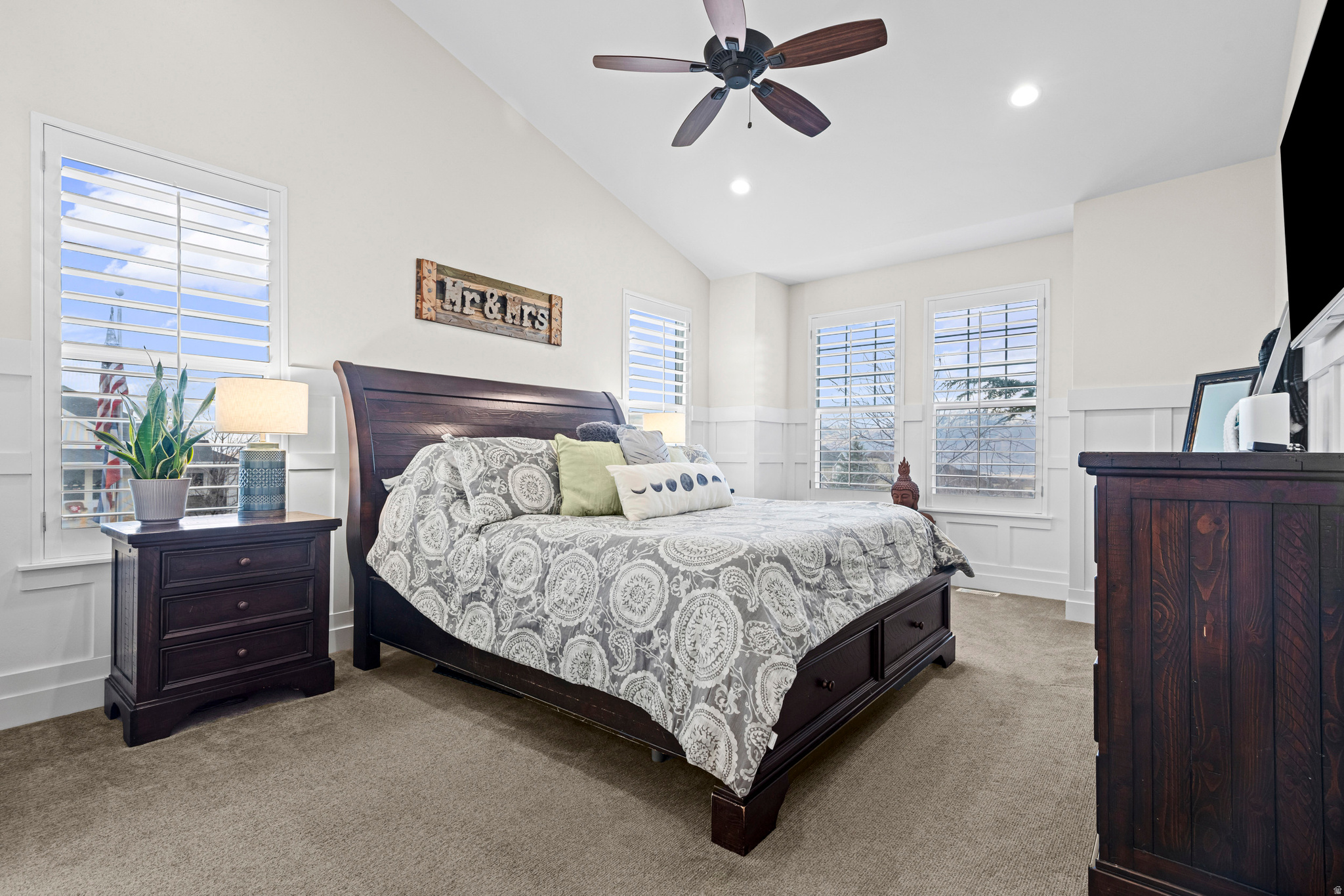 LOOKOUT RIDGE - Residential