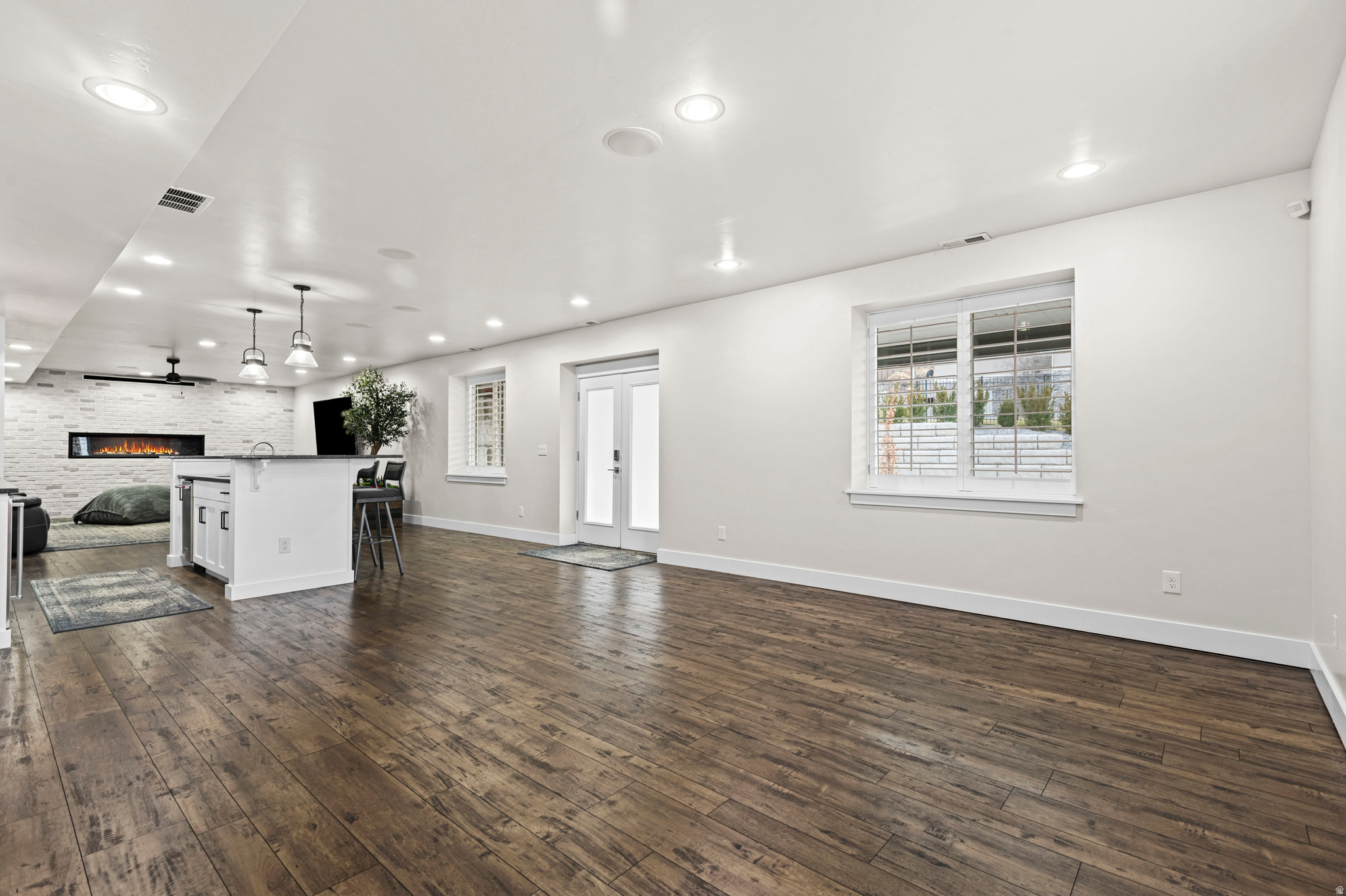 LOOKOUT RIDGE - Residential