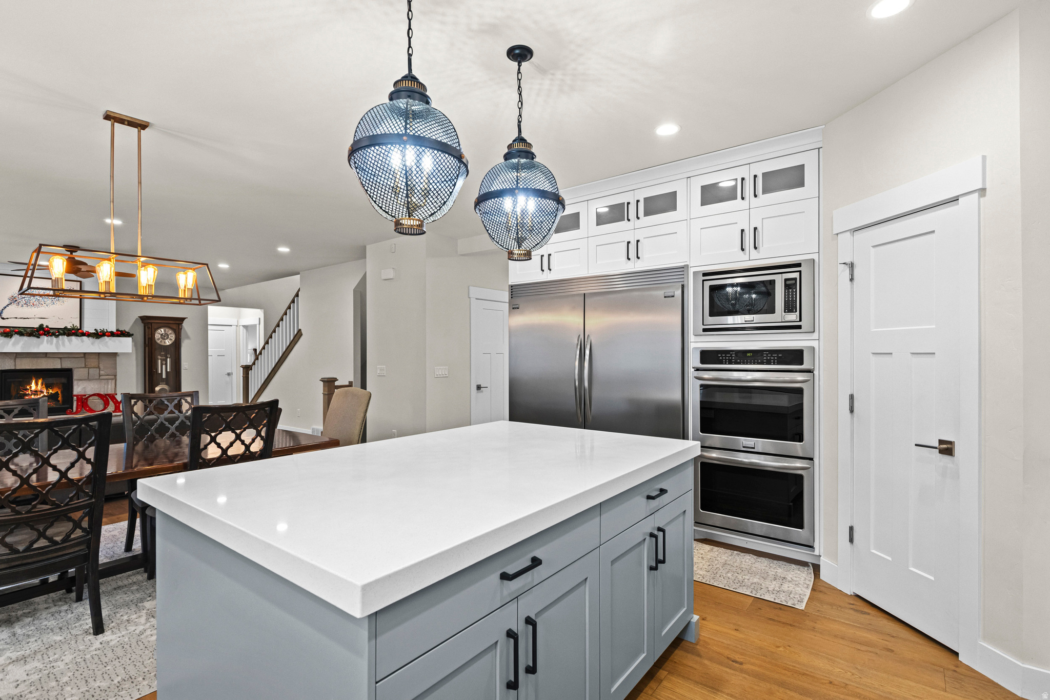 LOOKOUT RIDGE - Residential