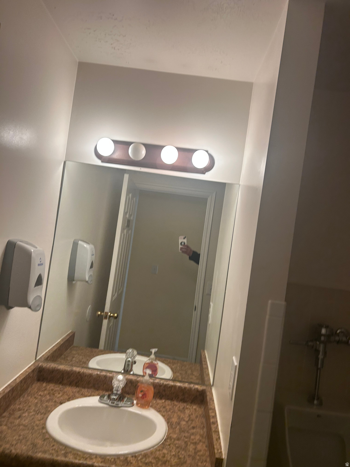 TUSCANY TOWNHOMES PHASE 1 CONDO - Residential