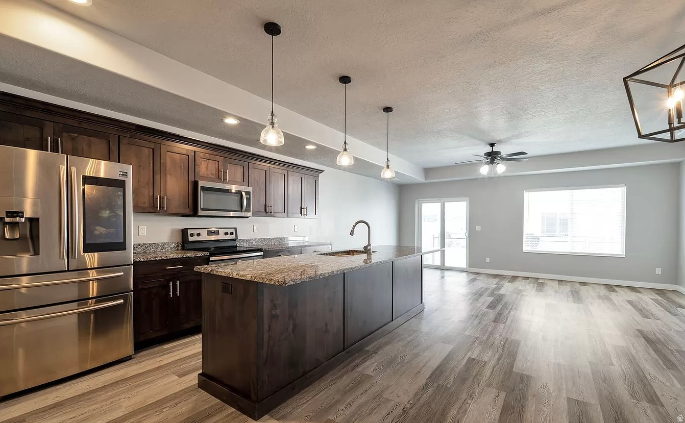 STILLCREEK - Residential