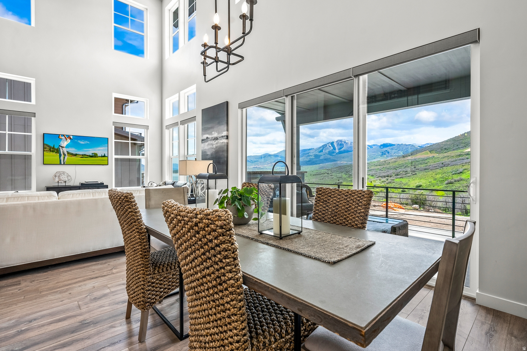 DEER SPRINGS - Residential Lease